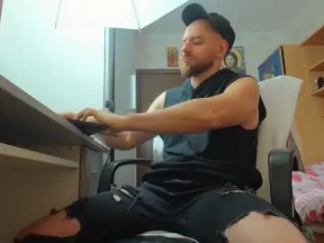 Offline ryanstone_ on Chaturbate