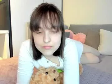 Away saphirree on Chaturbate