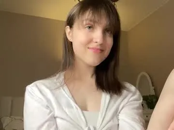 Away saphirree on Chaturbate