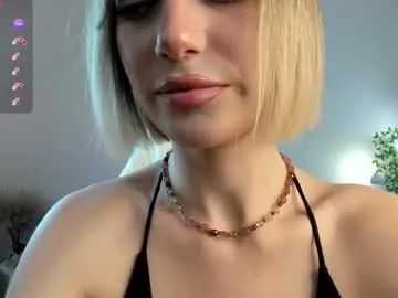 Freechat sarilit on Chaturbate