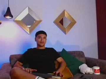 Offline seanstonee on Chaturbate