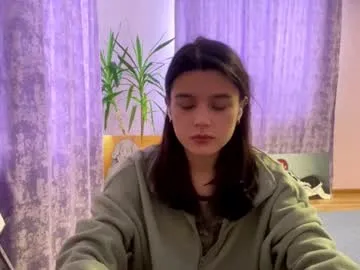 Freechat shontagrabowski on Chaturbate