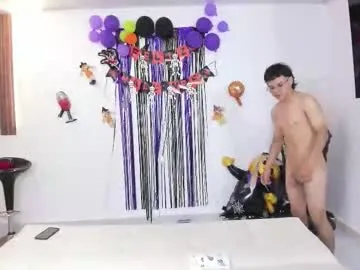 Offline splendid_dolls on Chaturbate