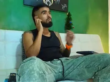 Offline stephenbrown_ on Chaturbate