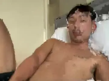 Offline sweetguy102103 on Chaturbate