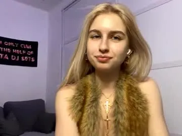 Freechat sydneyhackathorn on Chaturbate