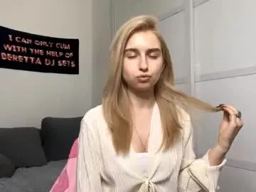 Freechat sydneyhackathorn on Chaturbate