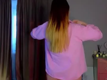 Offline thatonerabbit on Chaturbate