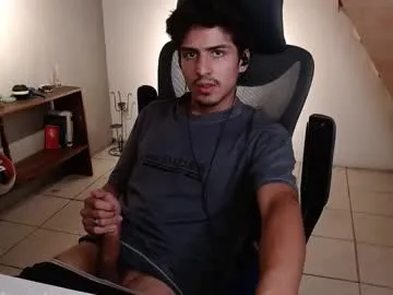 Freechat thieves_us on Chaturbate