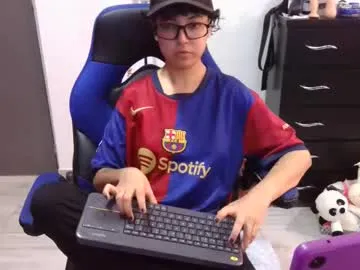 Freechat thomascooper_cams on Chaturbate