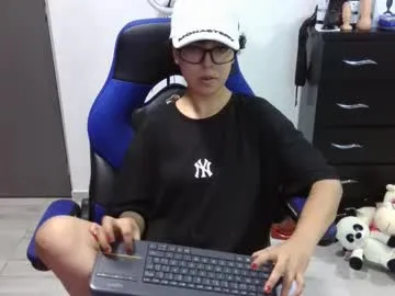 Freechat thomascooper_cams on Chaturbate