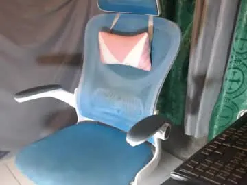 Offline transeugene1990 on Chaturbate