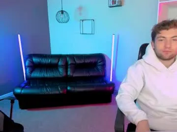 Freechat travis_wolf_ on Chaturbate