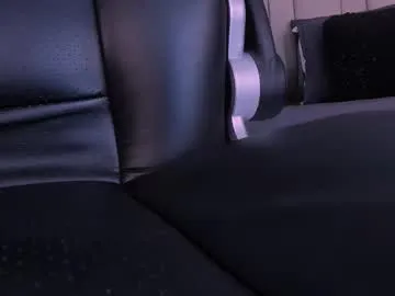 Freechat tyla_demon on Chaturbate