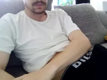 Offline uli1805 on Chaturbate