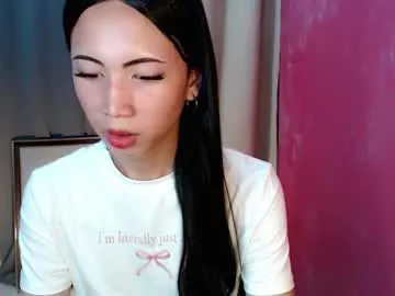 Offline ursluttysofia on Chaturbate