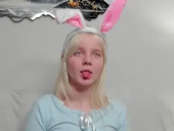 Offline ustimeow on Chaturbate