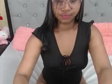 Offline valentinavega18x on Chaturbate