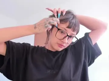 Freechat vandalovee on Chaturbate