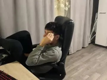 Freechat vialeras on Chaturbate