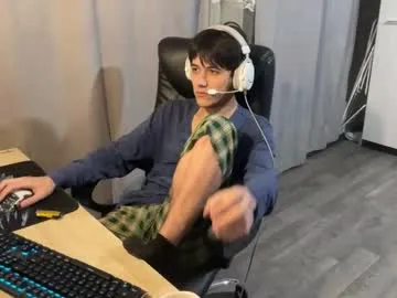 Freechat vialeras on Chaturbate