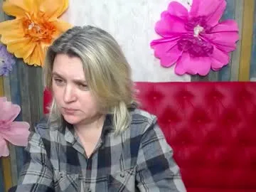 Offline vickyrobins on Chaturbate