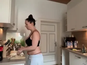 viola_beck — Hot German Milf  - Goal: Lets get dirty [1740 tokens left] #squirt #bigboobs #english #german #curvy