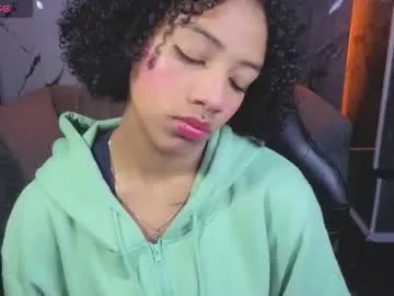 Freechat violeth_b on Chaturbate