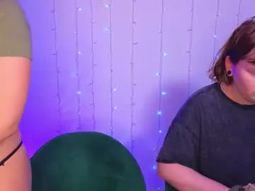 Offline ykwhynot1x on Chaturbate