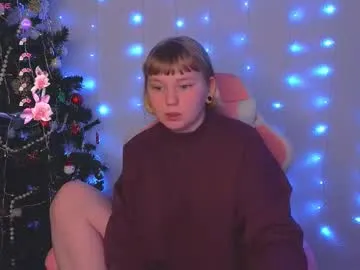 Offline ykwhynot1x on Chaturbate