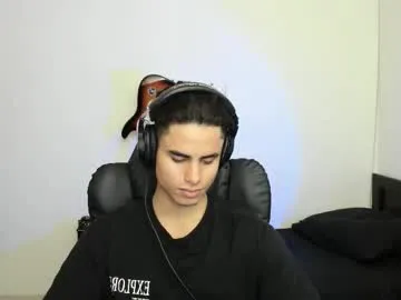 Offline zenhzu on Chaturbate