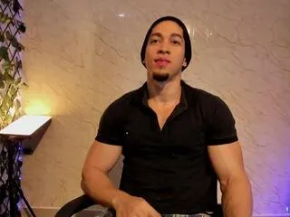 Freechat connor_devling on Flirt4Free