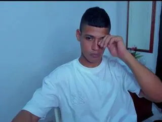 Offline dereck_hartmann on Flirt4Free