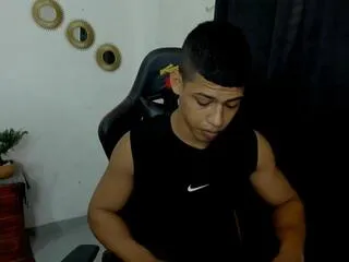 Offline dereck_hartmann on Flirt4Free