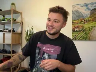 Offline jamie_durrell on Flirt4Free