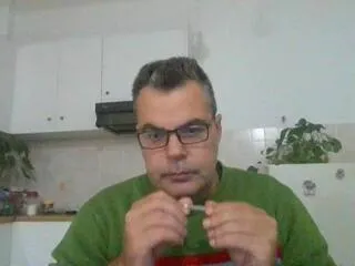 Away john_kings on Flirt4Free