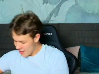 Offline johnny_october on Flirt4Free