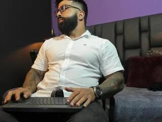 Offline leonidas_murphy on Flirt4Free