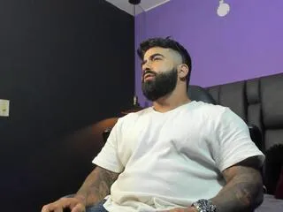 Offline leonidas_murphy on Flirt4Free