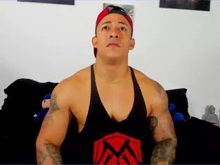 Offline luigi_ferrara on Flirt4Free