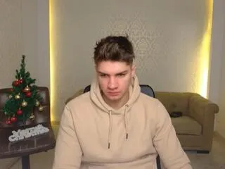 Offline max_kaiden on Flirt4Free