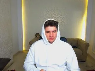 Offline max_kaiden on Flirt4Free