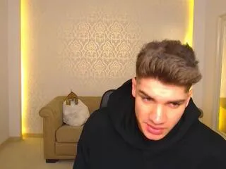 Offline max_kaiden on Flirt4Free