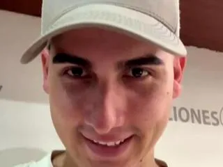 Offline ryan_levi on Flirt4Free