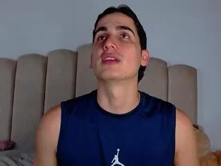 Offline ryan_levi on Flirt4Free