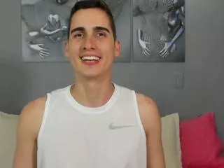 Offline ryan_levi on Flirt4Free