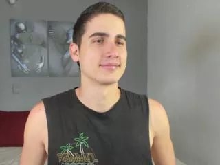 Offline ryan_levi on Flirt4Free