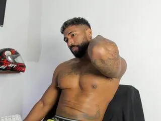 Offline xander_strongs on Flirt4Free