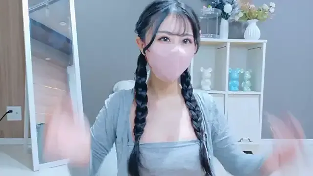 Offline -Rukachi- on StripChat