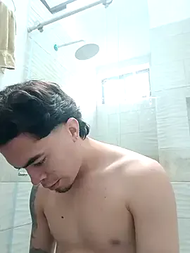 Offline 18matthew on StripChat